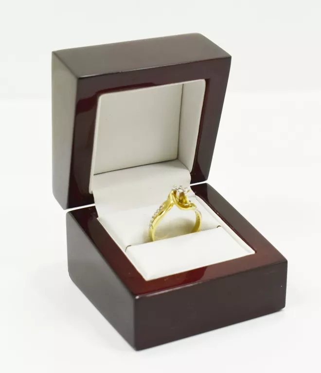 ZŁOTY PIERŚCIONEK Z DIAMENTAMI 0,06CT / 0,08CT (750, 3,89G, R:17)