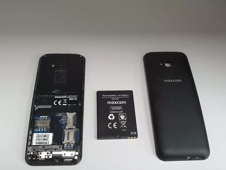 TELEFON MAXCOM MM139