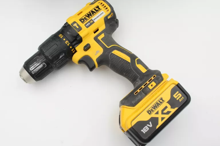 ZESTAW ELEKTRONARZĘDZI DEWALT DCK440P2T + SZLIFIERKA DCG405, GWARANCJA!