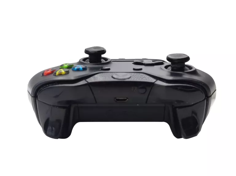 KONSOLA MICROSOFT XBOX ONE 500GB MODEL 1540 Z KONTROLEREM