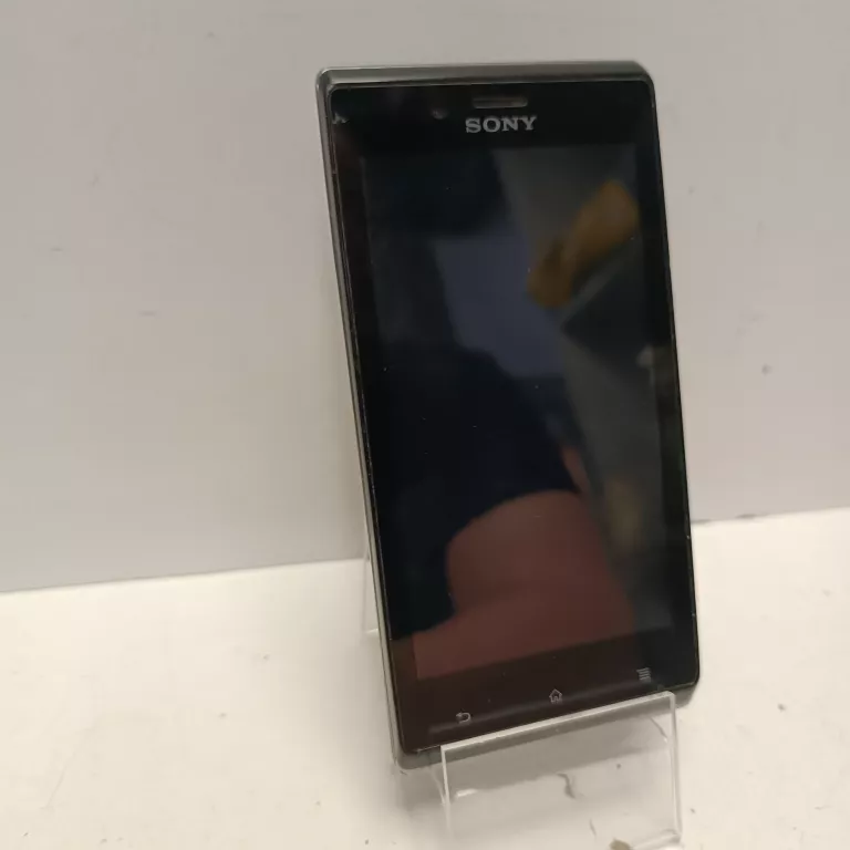 TELEFON SONY ST26I