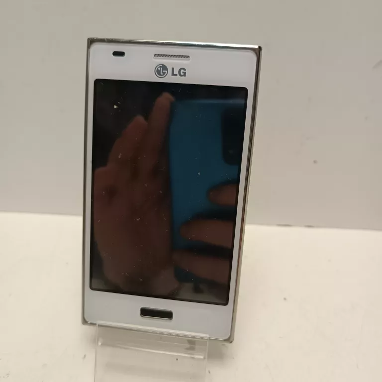TELEFON LG E610