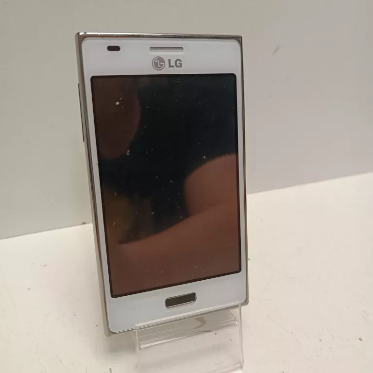 TELEFON LG E610