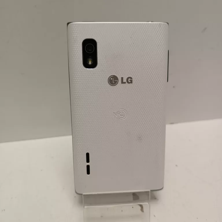TELEFON LG E610