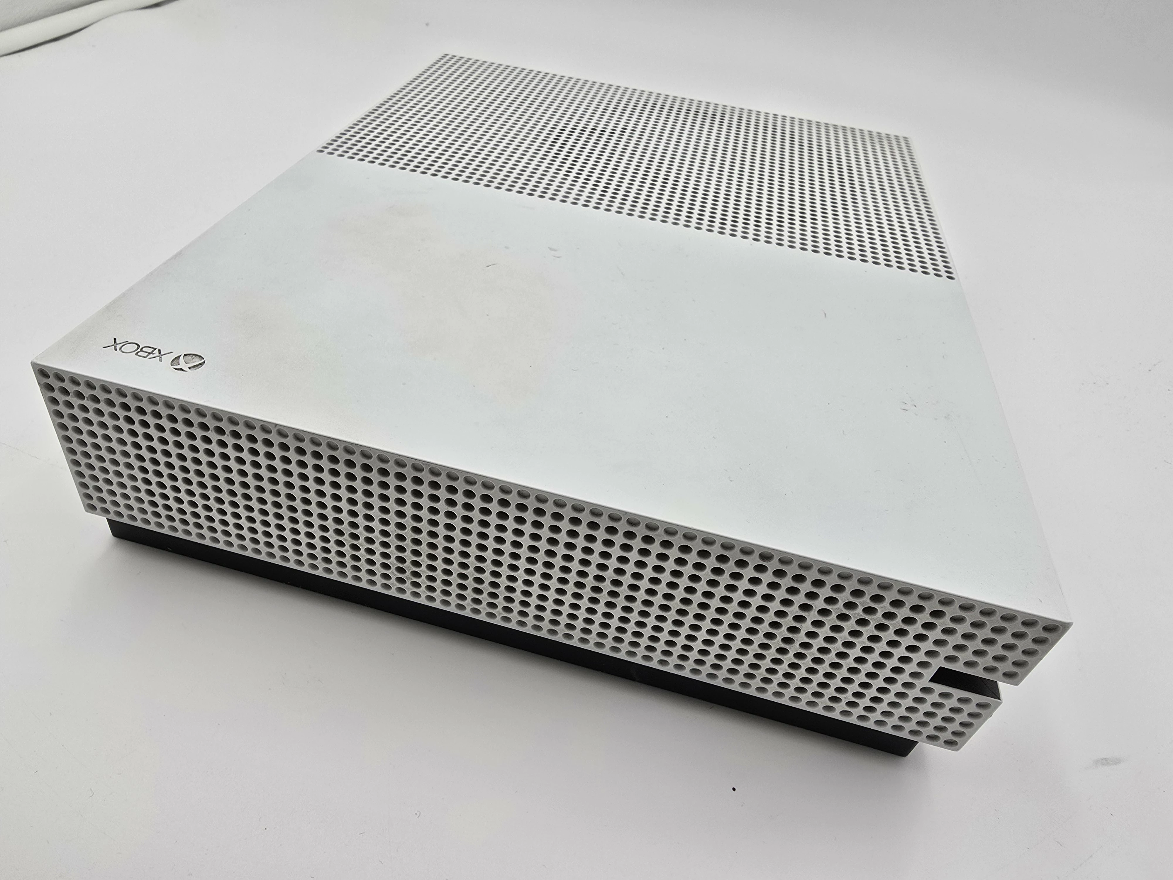 konsola-xbox-one-s-500gb-pad-okablowanie-model-1681-ean-gtin-5907595642750