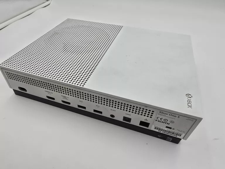 KONSOLA XBOX ONE S 500GB PAD OKABLOWANIE MODEL 1681