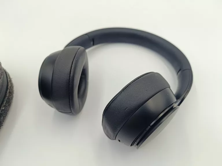 SŁUCHAWKI APPLE BEATS SOLO PRO ETUI