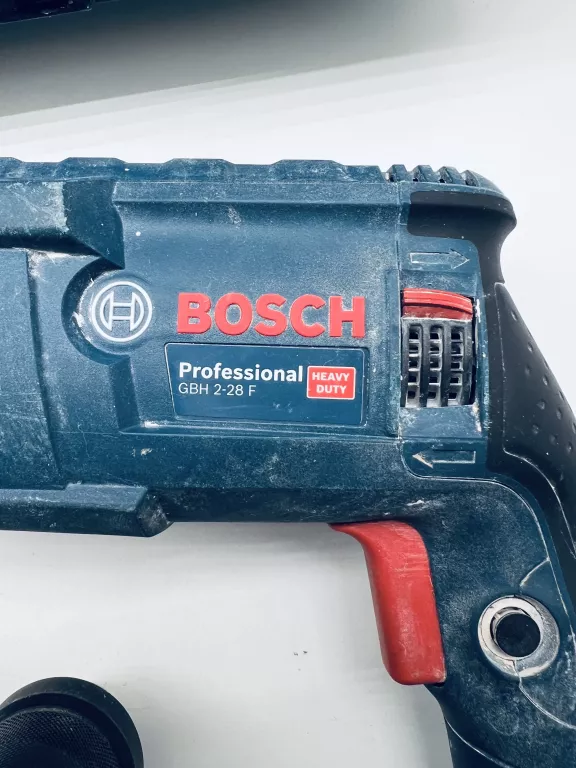 MŁOT UDAROWO-OBROTOWY BOSCH GBH 2-28 F PROFESSIONAL