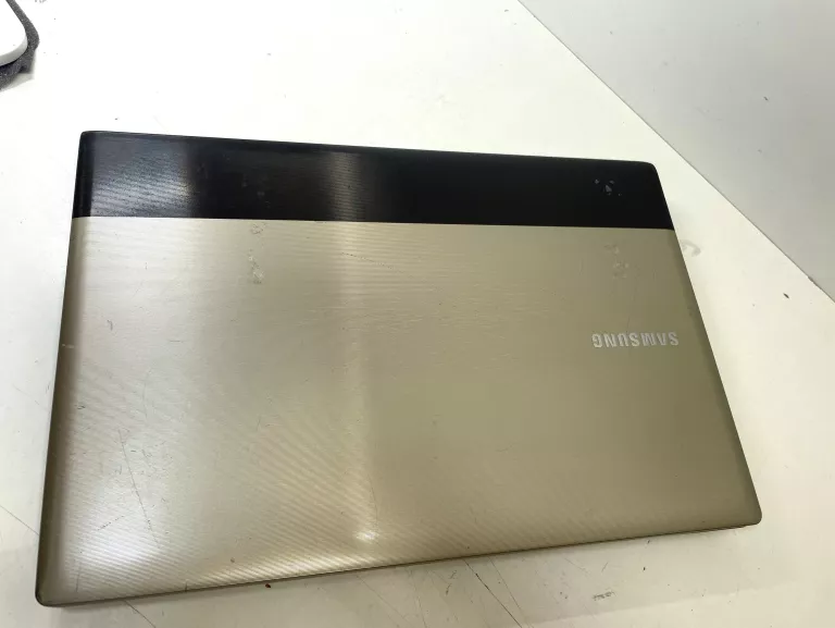 LAPTOP SAMSUNG RV511 +ZAS OPIS!!