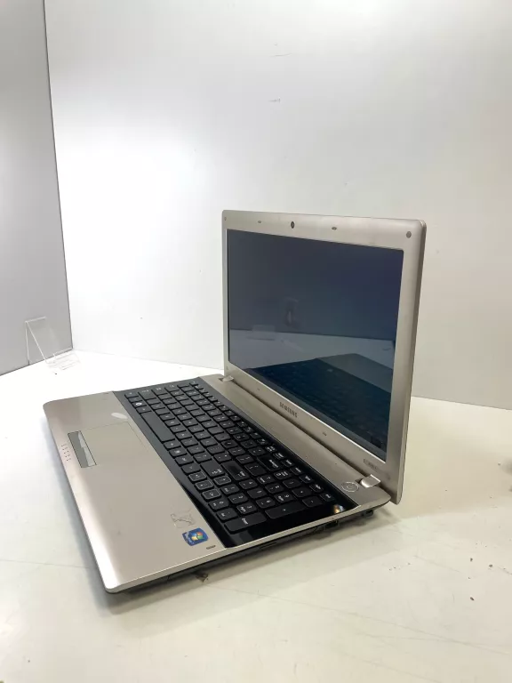 LAPTOP SAMSUNG RV511 +ZAS OPIS!!