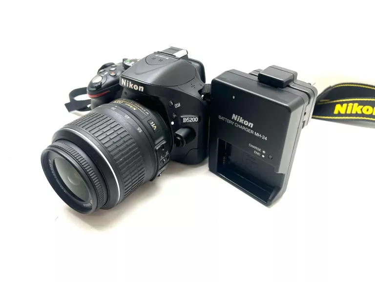 NIKON D5200 APARAT FOTOGRAFICZNY LUSTRZANKA