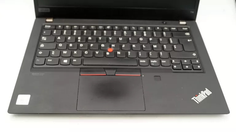 LAPTOP LENOVO THINKPAD T14/ I5/ 16 GB RAM/SSD 256 GB /WIN11