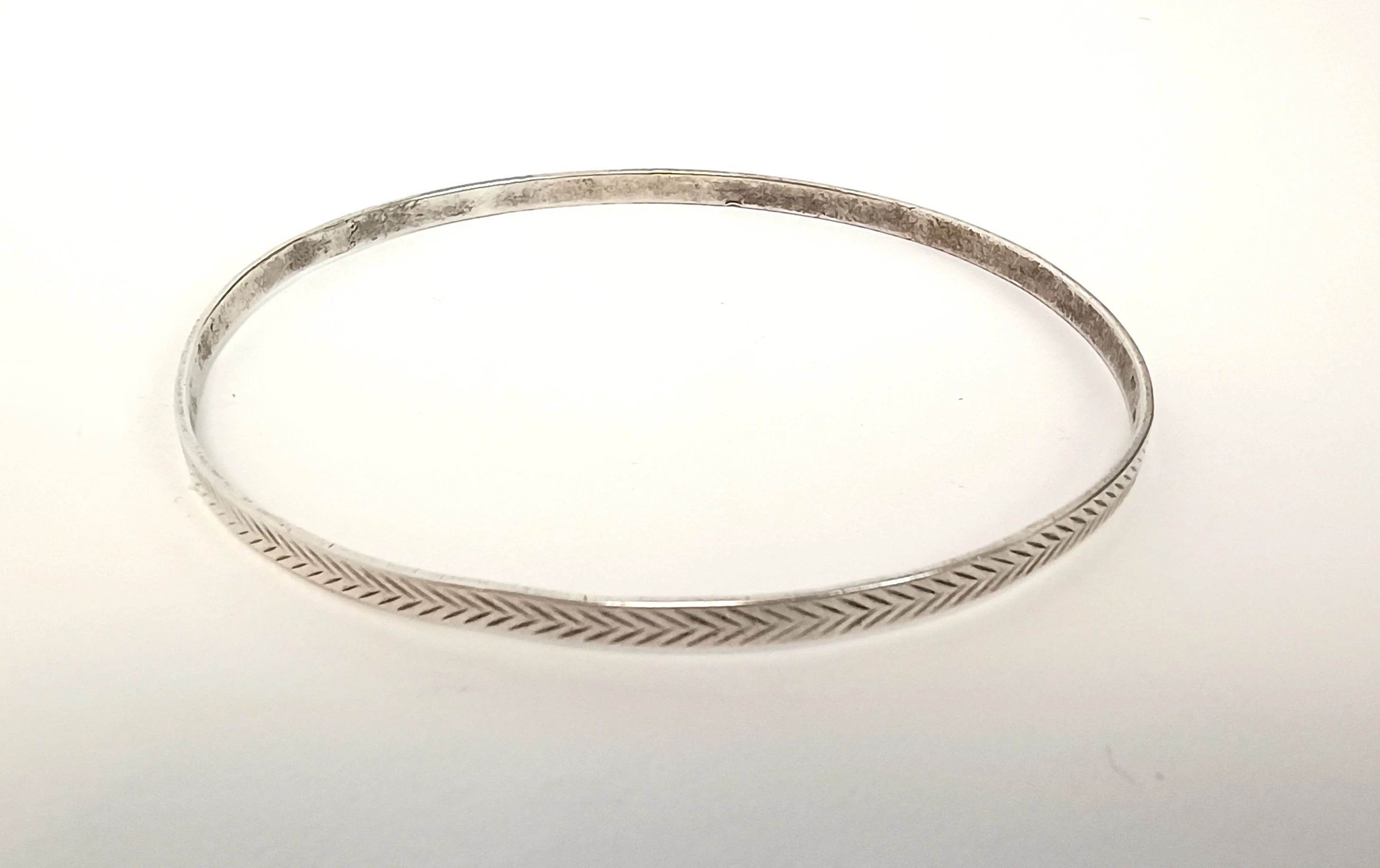 stara-srebrna-bransoletka-kolo-564g-sr-66mm-aleja-jana-pawla-ii-9b-reda