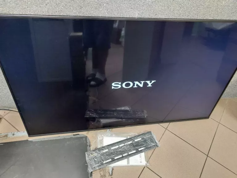 TELEWIZOR SONY KD-55XG8596 +PILOT/BRAK PODSTAWY/MAŁA SKAZA