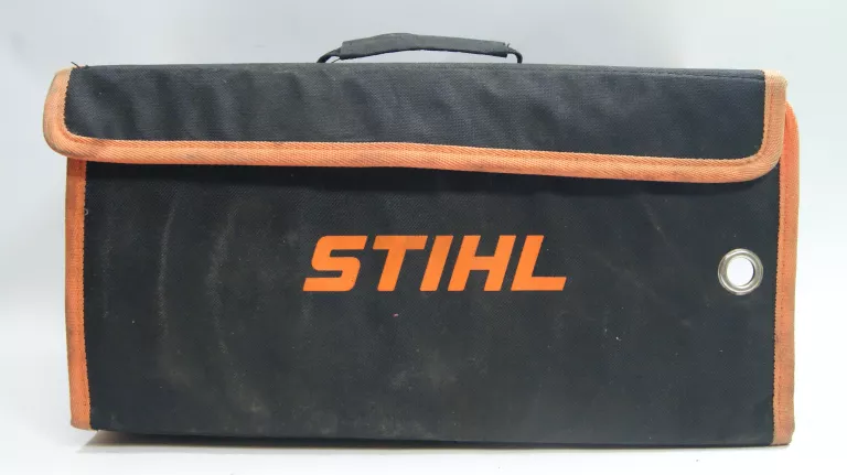 AKUMULATOROWE NOŻYCE STIHL HSA 26 W POKROWCU +SEKATOR FISKARS
