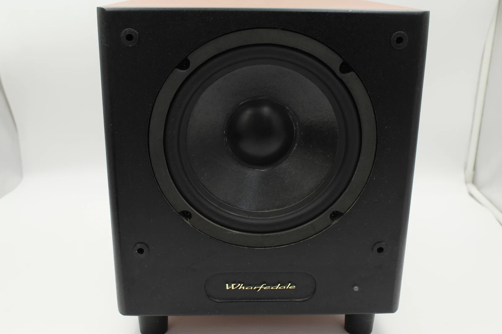 subwoofer-aktywny-wharfedale-wh-208-glosnik-niskotonowy-kolor-orzech-ean-gtin-5025941146766