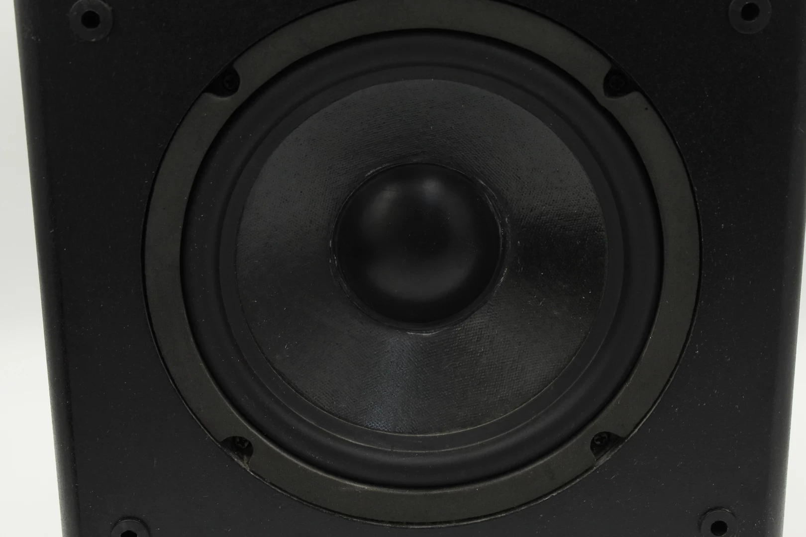 subwoofer-aktywny-wharfedale-wh-208-glosnik-niskotonowy-kolor-orzech-stan-11323-2