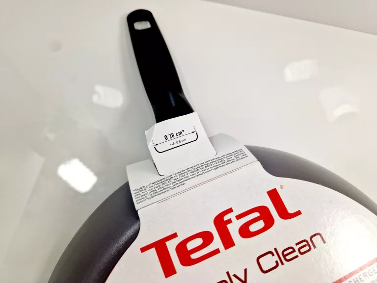 PATELNIA TRADYCYJNA TEFAL SIMPLY CLEAN 28 CM NON-STICK (NIEPRZYWIERAJĄCA)