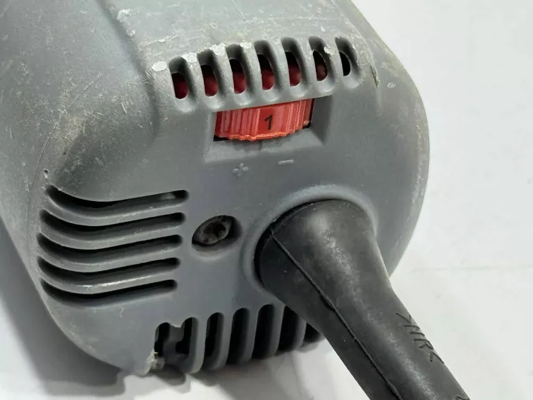 GRAPHITE SZLIFIERKA PROSTA 710W 59G071