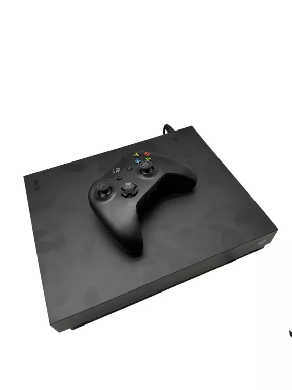 KONSOLA XBOX ONE X 1 TB PAD
