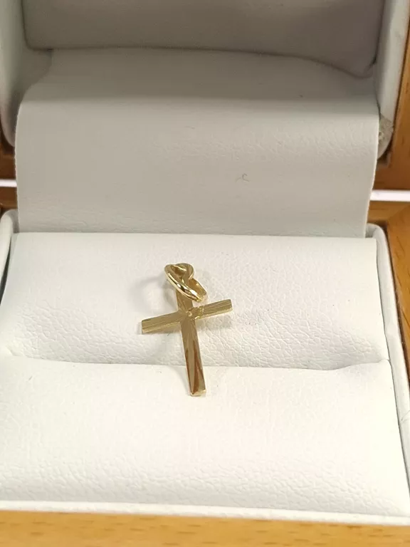 ZŁOTY KRZYZ 333 0,88G 2,5CM