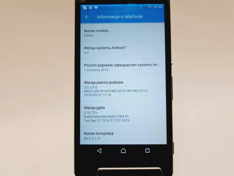 TELEFON SONY XPERIA M5 16 GB
