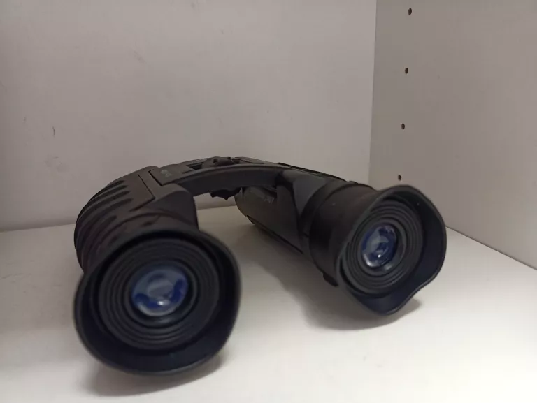 LORNETKA 10\26 BINOCULARS