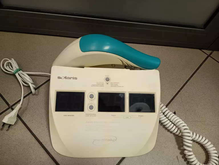 lampa-lecznicza-solaris-medicolux-senatorska-38-legnica