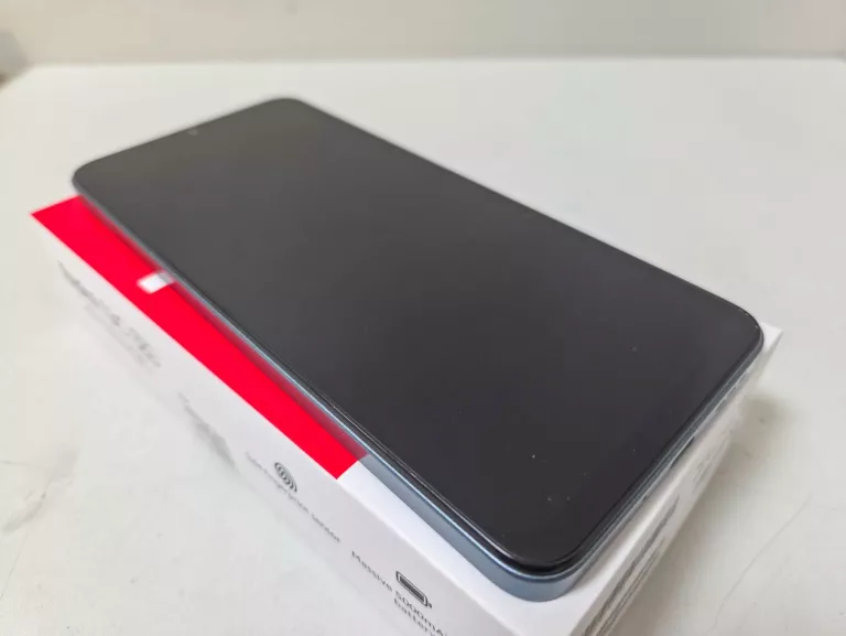 SMARTFON XIAOMI REDMI 13C 4 GB / 128 GB 4G (LTE) STAN BDB!
