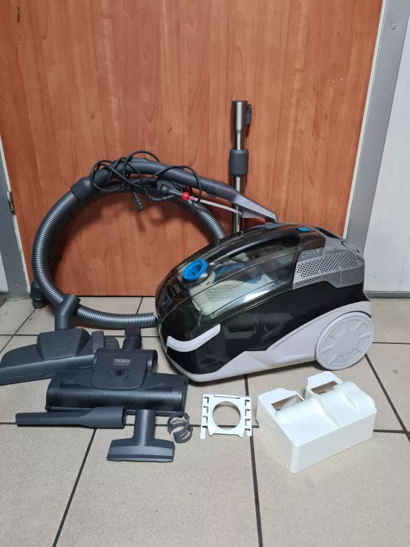 ODKURZACZ PIORĄCY THOMAS VESTFALIA XT KOMPLET