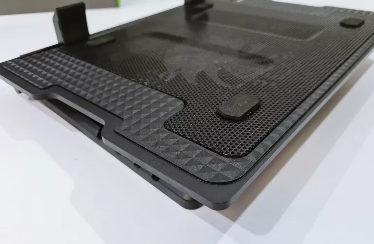 TRACER PODKŁADKA CHŁODZĄCA POD LAPTOP LED 17''
