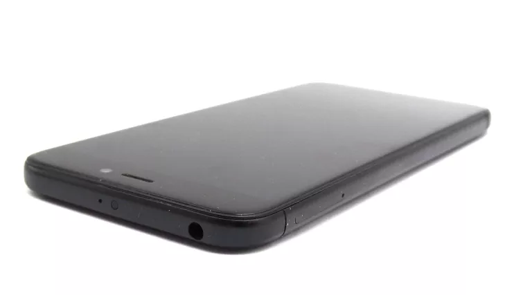 telefon-xiaomi-redmi-4x-332gb-przekatna-ekranu-500