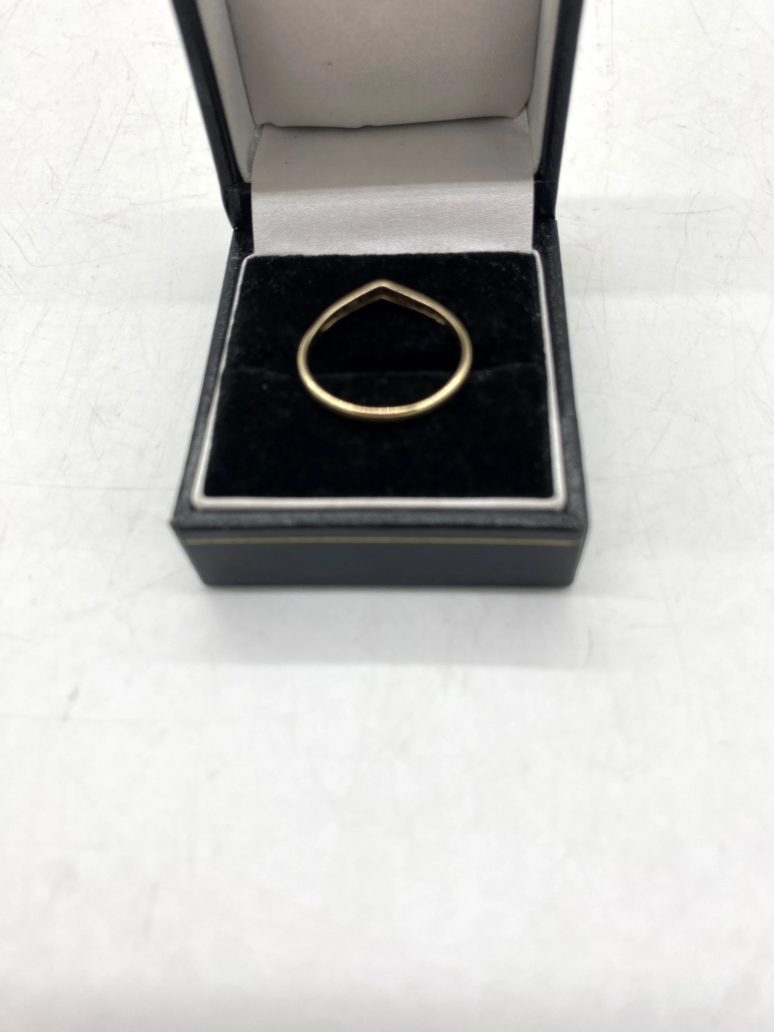 wyrob-jubilerski-uzywany-zloty-pierscionek-143-585-ean-gtin-00000000