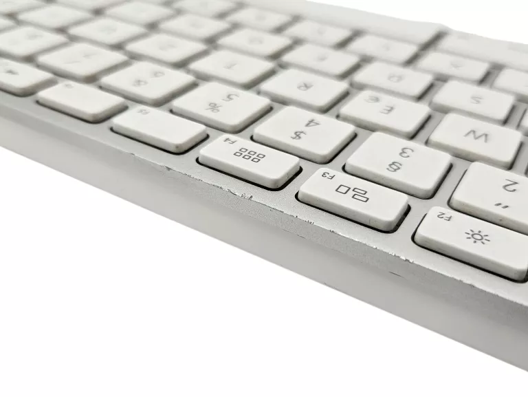 ORYGINALNA PRZEWODOWA KLAWIATURA MEMBRANOWA APPLE A1243 USB | QWERTZ
