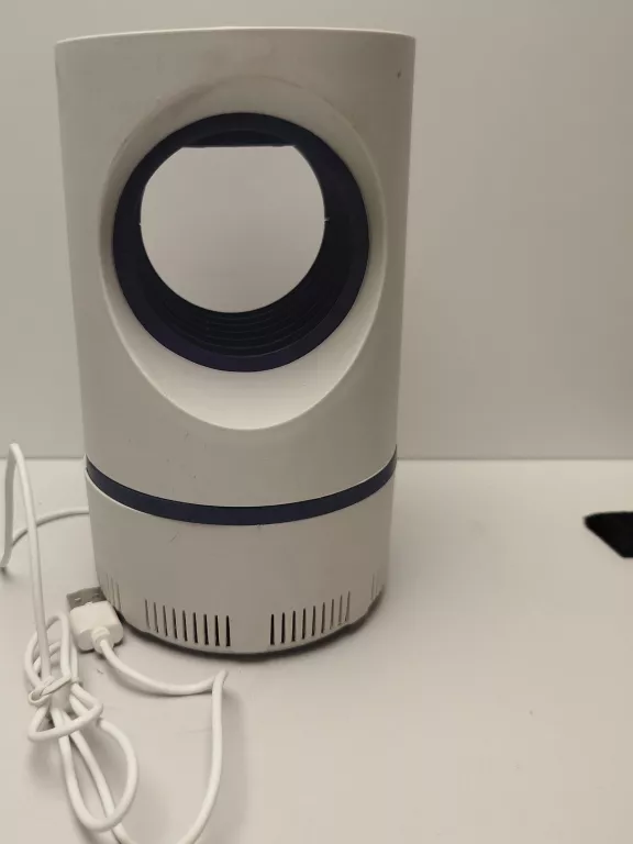 LAMPA TURYSTYCZNA OWADOBÓJCZA NA KOMARY ŚWIATŁO UV