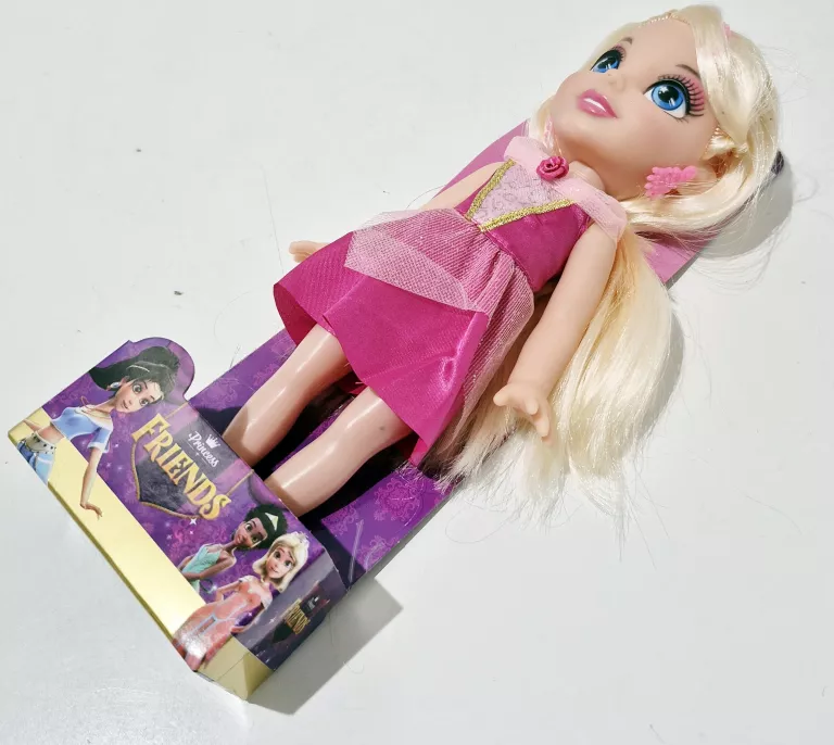 PRINCESS FRIENDS LALKA 05421