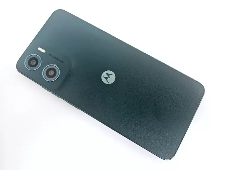 TELEFON MOTOROLA MOTO G05 4/128GB