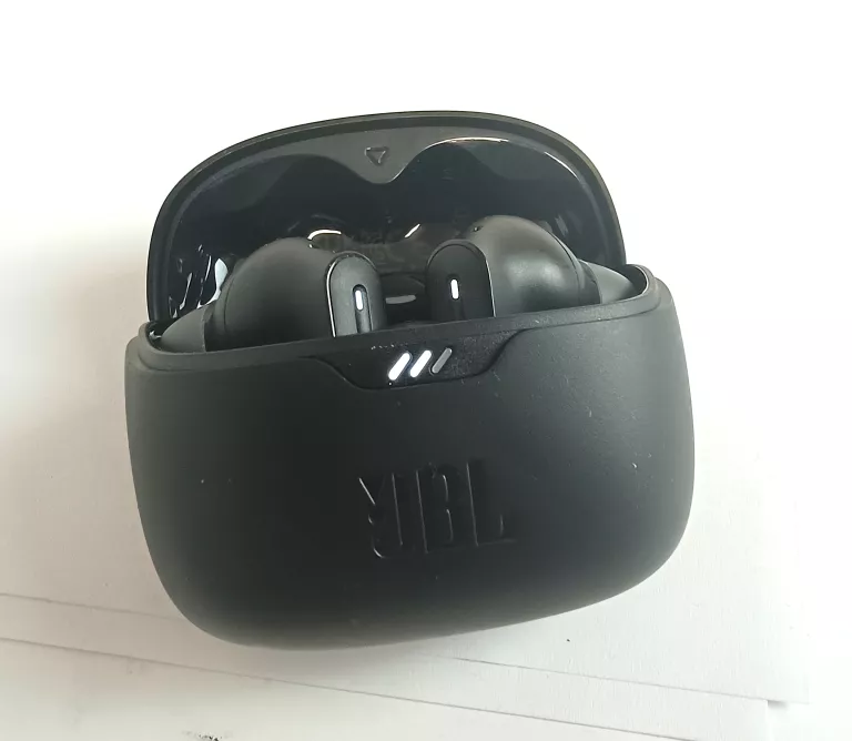 SŁUCHAWKI DOKANAŁOWE JBL TUNE BEAM PUDEŁKO