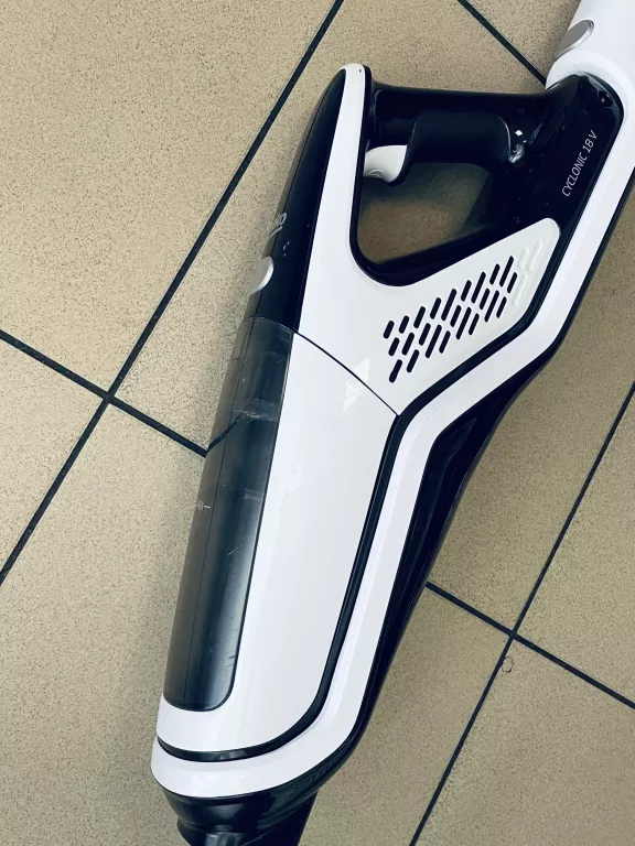 ODKURZACZ PIONOWY BEKO CYCLONIC 18V