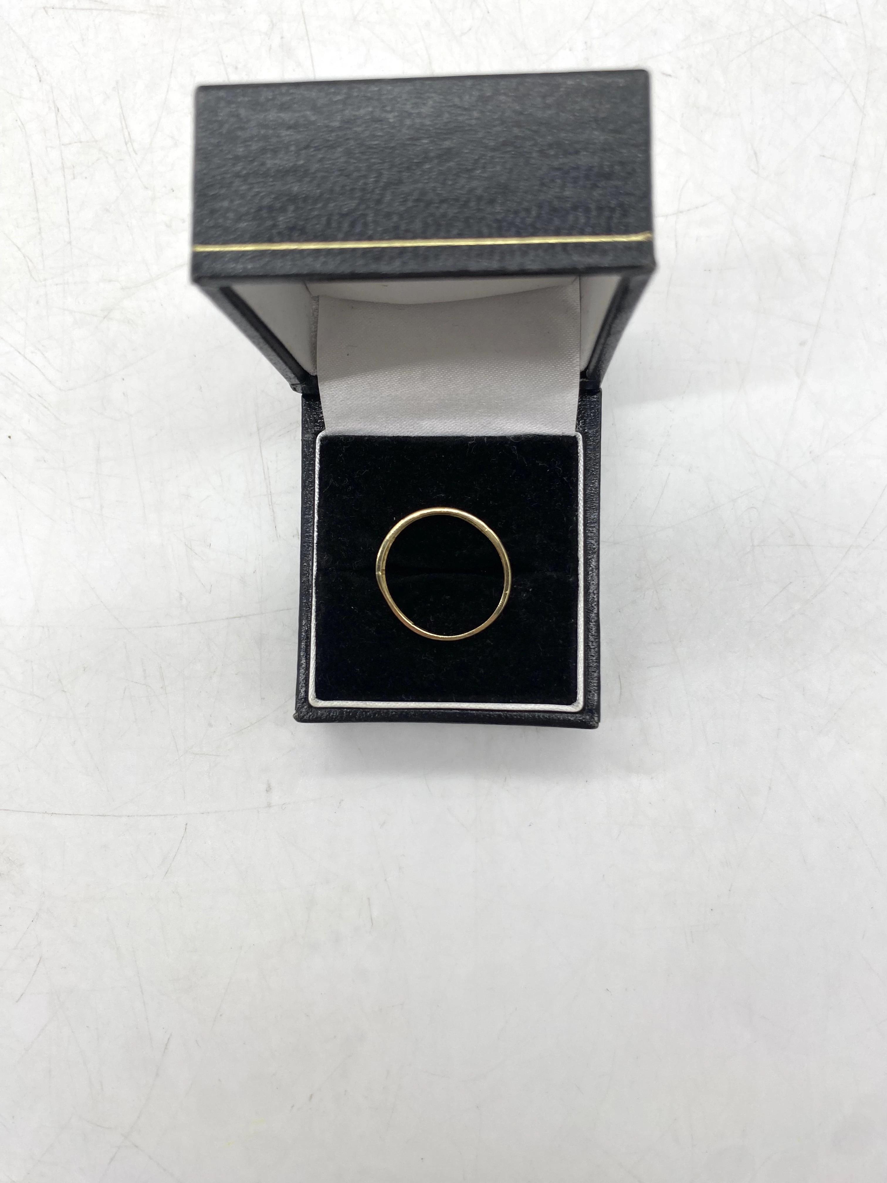 wyrob-jubilerski-uzywany-zloty-pierscionek-143-585-stan-11323-2