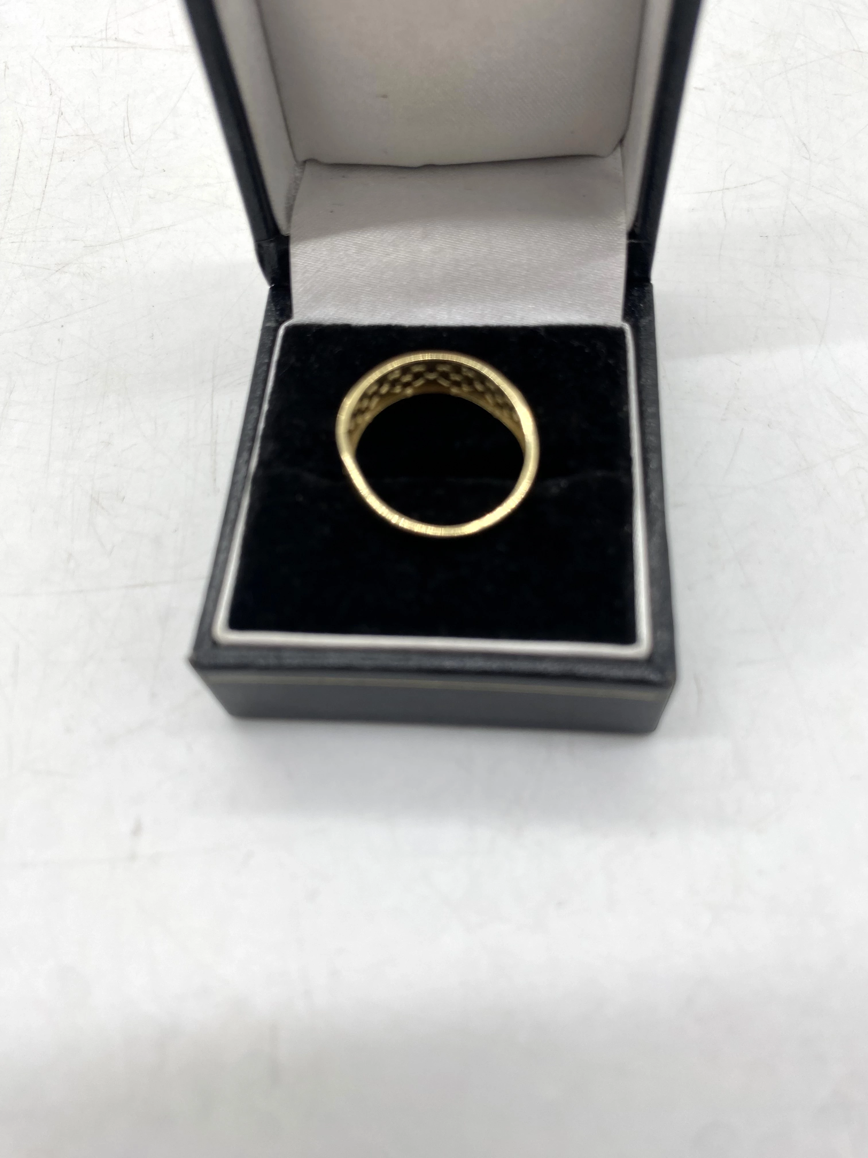 wyrob-jubilerski-uzywany-zloty-pierscionek-143-585-marka-226434-1704211