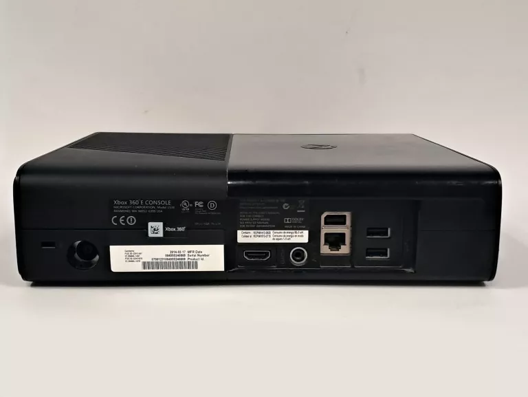 KONSOLA XBOX 360 E 320GB + KINECT