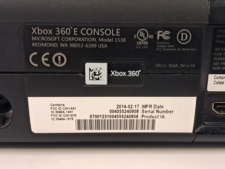 KONSOLA XBOX 360 E 320GB + KINECT