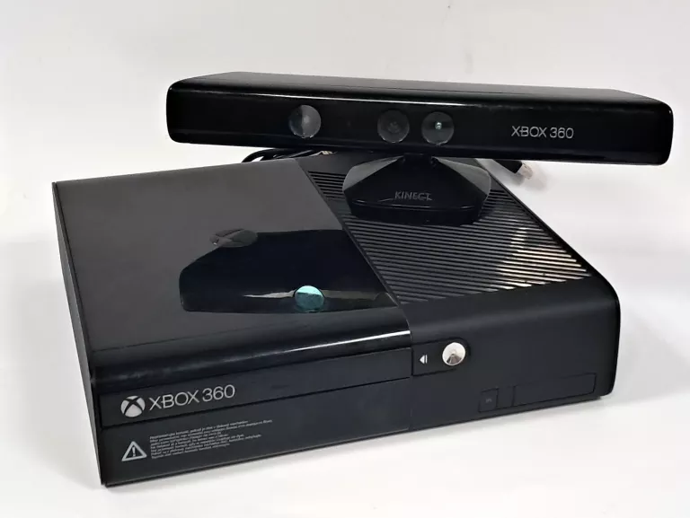 KONSOLA XBOX 360 E 320GB + KINECT
