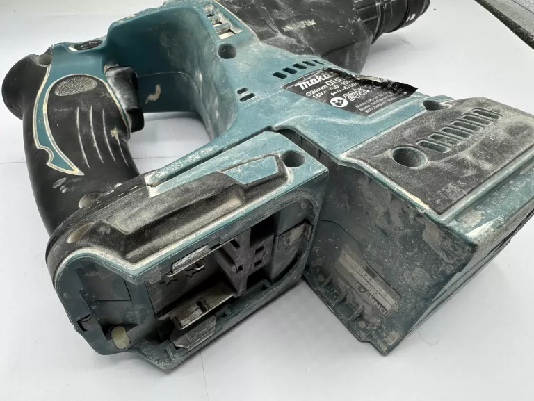 MŁOTOWIERTARKA MAKITA DHR243RTJ + WALIZKA