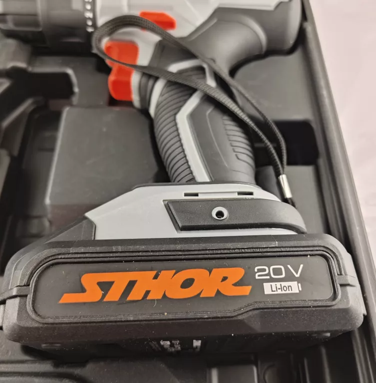 WKRĘTARKA AKUMULATOROWA STHOR