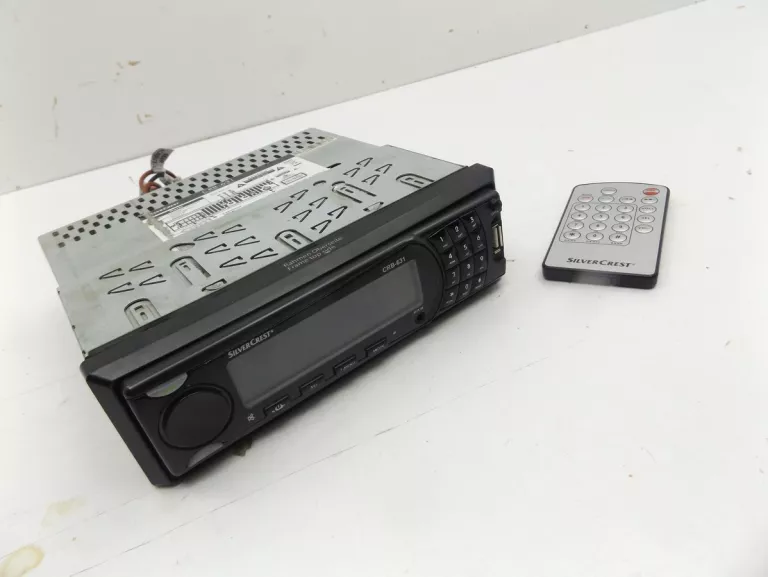 SILVERCREST CRB-631- USB - BLUETOOTH - AUX - MP3