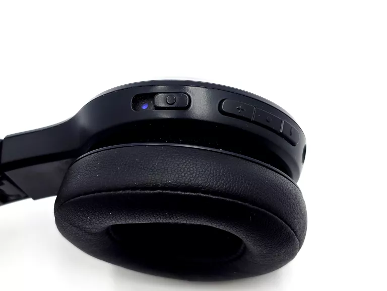 JBL LIVE 460NC