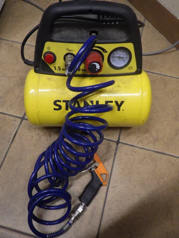 STANLEY KOMPRESOR BEZOLEJOWY SPRĘŻARKA 6L 8 BAR