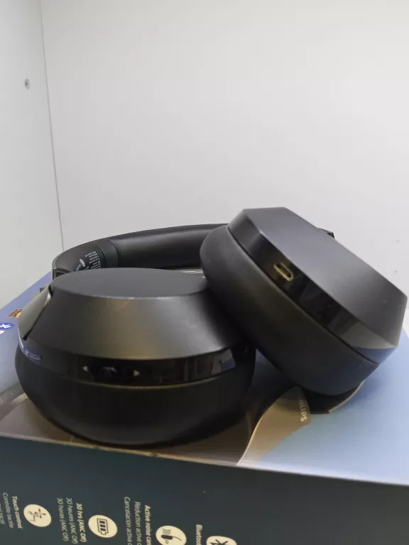 SŁUCHAWKI BEZPRZEWODOWE WOKÓŁUSZNE PHILIPS TAPH805BK